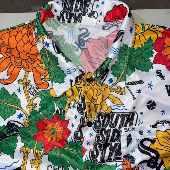 Chicago White Sox Destroyer Rocks Button Down Hawaiian Shirt M - Picture 2 of 3